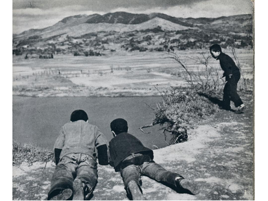 ���ق̋u�ŗV�Ԏq�������i���a27�N�j