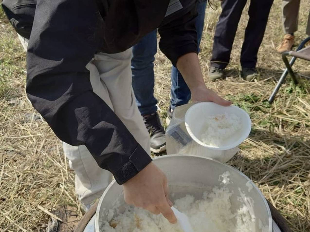 �T�c�}�C���A�t���E�x�r�[���[�t���n����؃s�U�̌��̗l�q