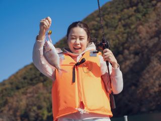 対馬の豊かな自然の中で、釣り体験を楽しんで頂くプランです!初心者や女性にこそ参加して頂きたいプランです♪