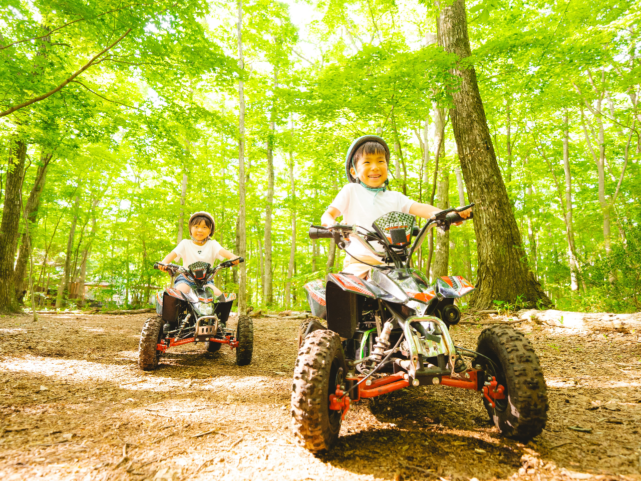 未就学児も楽しめる4輪タイプもありますよ♪