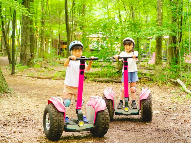 こんなに小さい子でも一人で乗れる!年長さんはだいたい乗れてますよ!