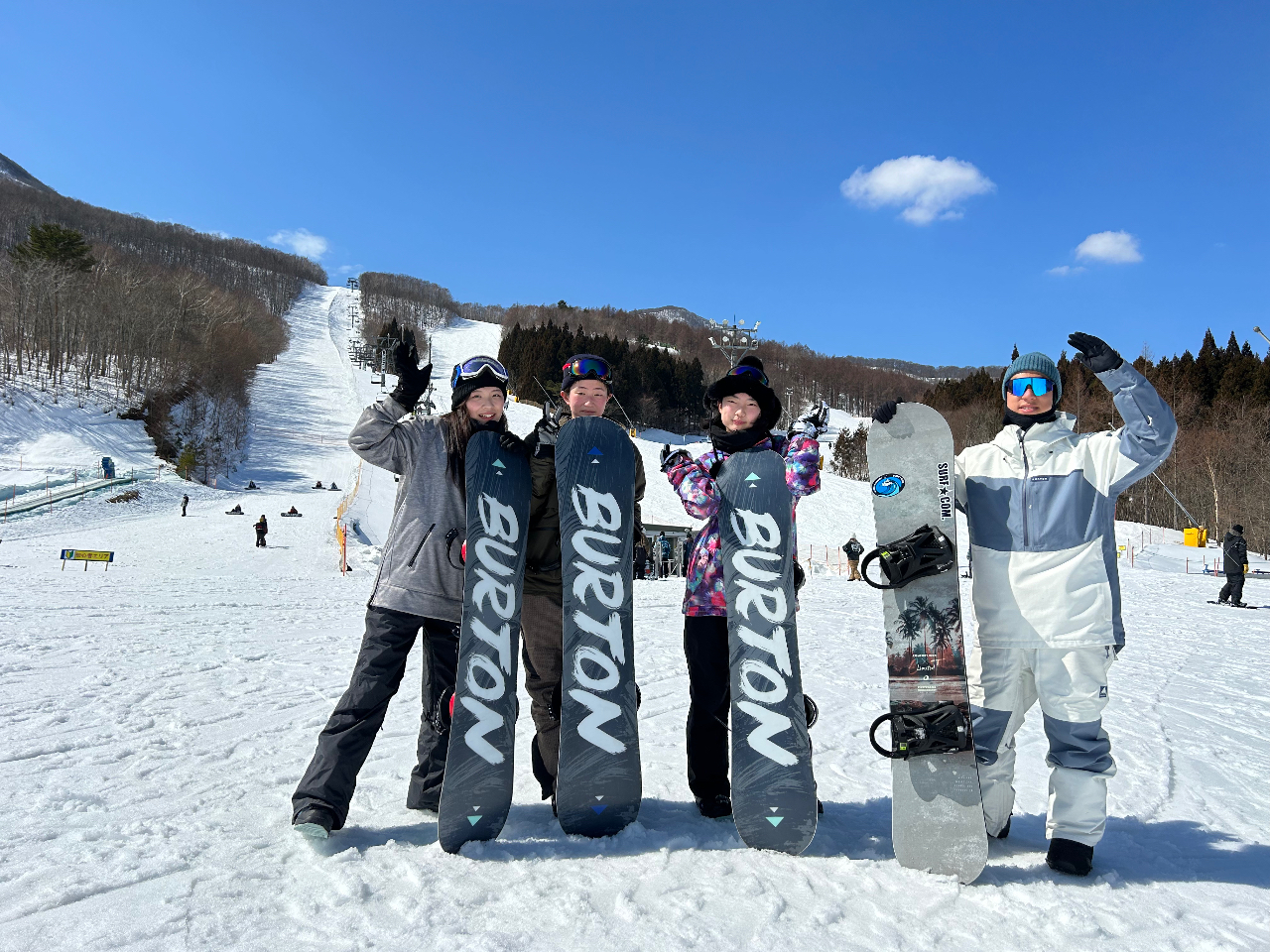 ���q������C����������!