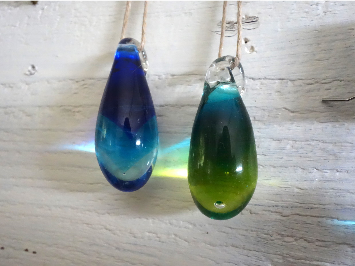 Gradation Drop Glass