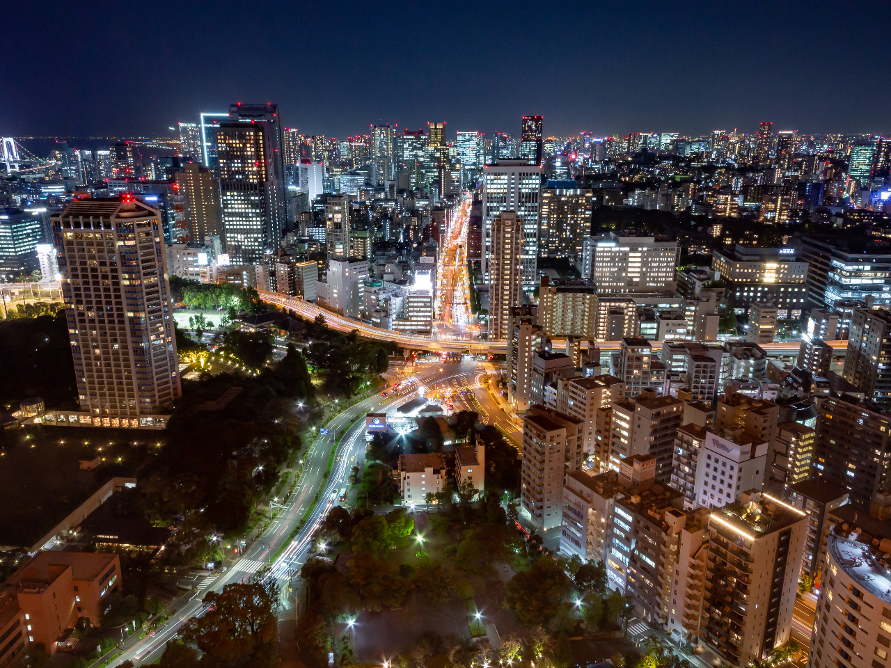 yCfbLzCfbL]ޓ̊X݂͈􂨒y߂Ⴂ܂