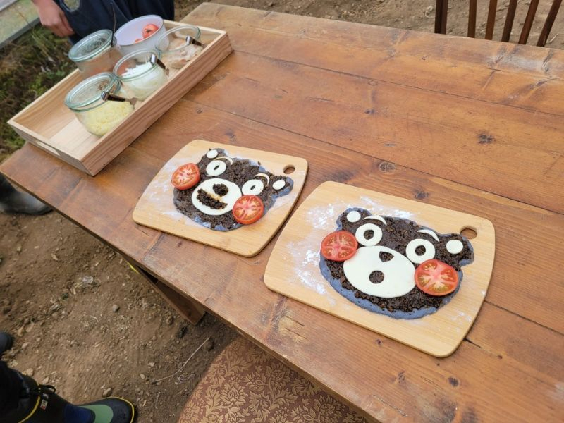 くまモンFARM認定No.004わらく農園】採れたて季節野菜でピザ作り体験