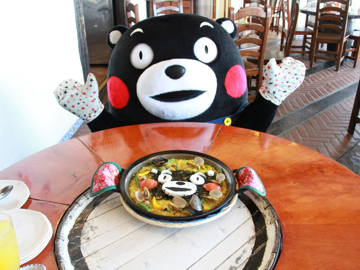 パエリアづくり体験