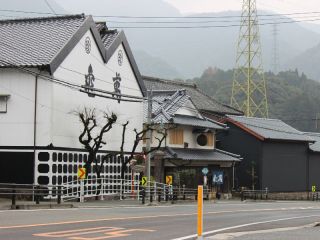 亀萬酒造