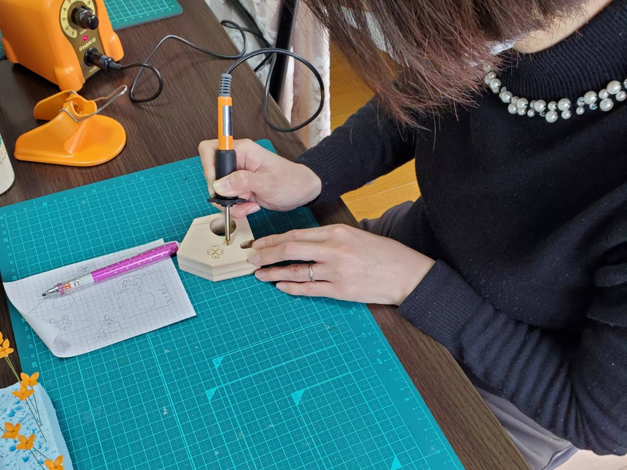 体験風景♪初めてのウッドバーニング★