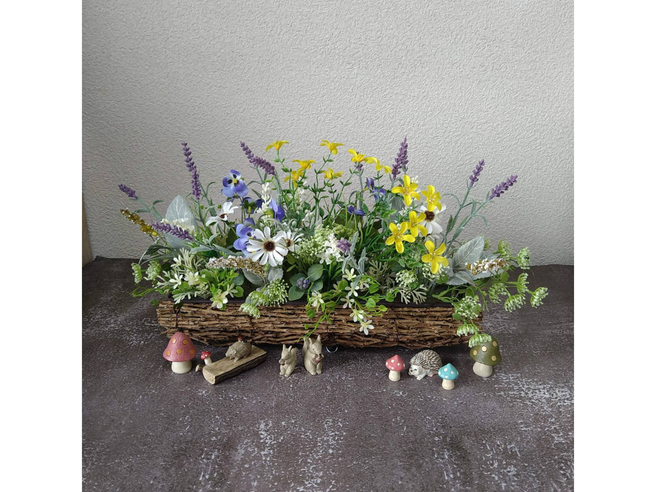 Ebht[AWF6,000~@iၦfBXvC̒u͊܂܂Ă܂B