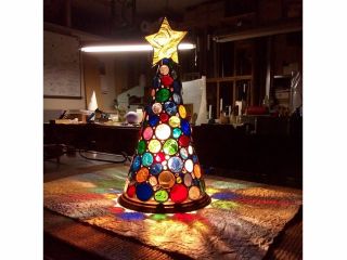 旅の思い出に“映え”写真が撮れるステンドグラス