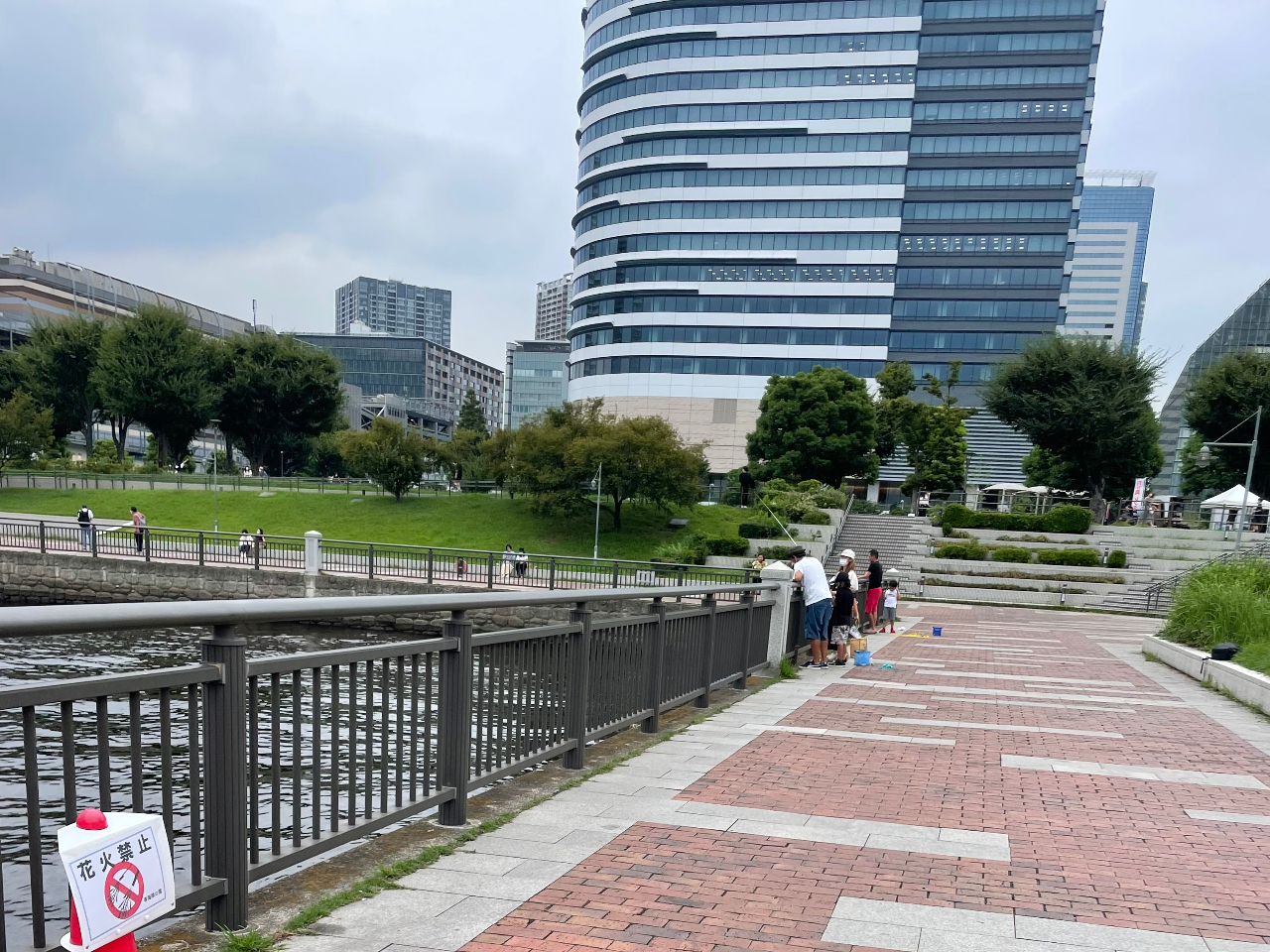 豊洲 釣り体験 エサ釣りコース 手ぶらでok 豊洲公園で釣りを楽しみましょう 道具もすべて含まれておりますので 初心者でも安心 ファミリーおススメ Lureman じゃらん遊び体験 豊洲 釣り体験 エサ釣りコース 手ぶらでok 豊洲公園で釣りを楽しみましょう 道具もすべて含まれておりますので 初心者でも安心 ファミリーおススメ Lureman じゃらん遊び体験