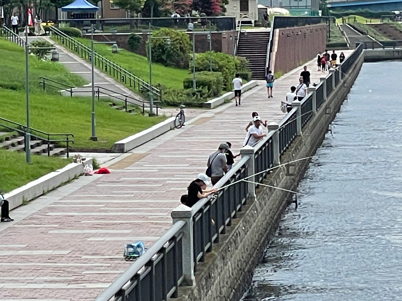 豊洲 釣り体験 ルアー釣りコース 手ぶらでok 豊洲公園で釣りを楽しみましょう 道具もすべて含まれておりますので 初心者でも安心 ファミリーおススメ Lureman じゃらん遊び体験