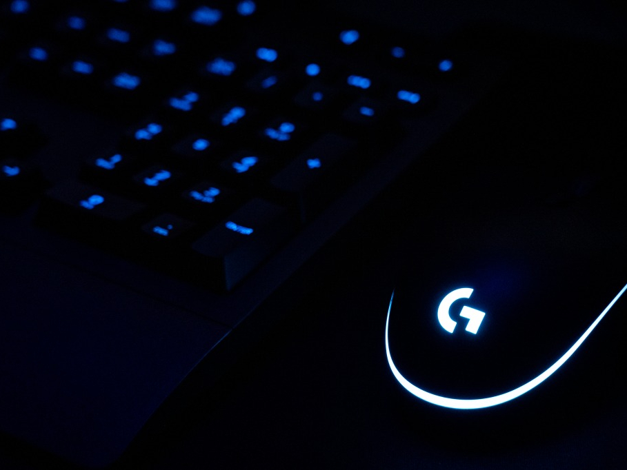 }EX@E@Logicool PRO@/@L[{[h@E@Logicool G213 PRODIGY