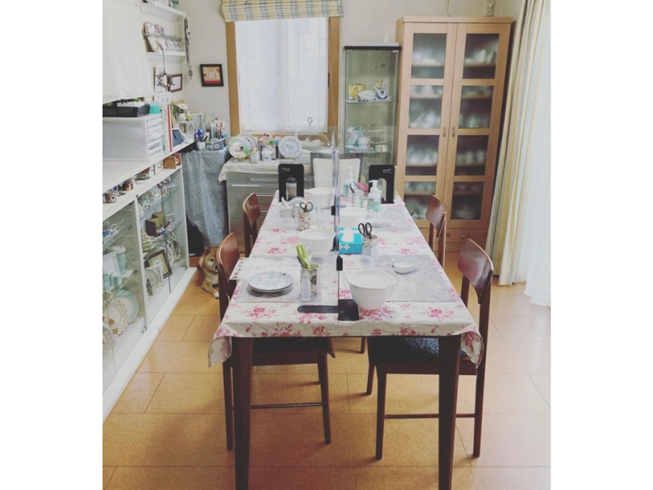 rO_CjOăbXsȂĂ܂B24ԊCVXeAwŁAC\ɔzăbXJÂĂ܂B