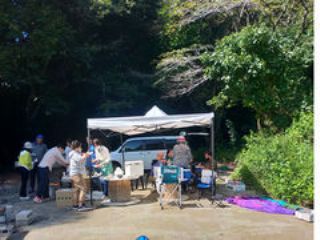 センターサイトになります!後ろは大きな栗林ですので秋には美味しい栗がもらえるかも?