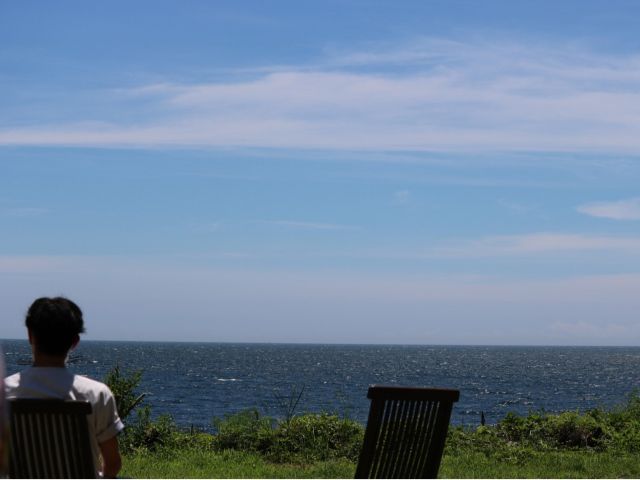 海を見ながらととのえる。自分と向き合う時間っていいですよね。