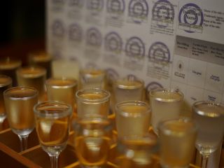 Instagramでも世界的に有名な伏見の酒蔵飲み比べセット。これを飲めば17の全ての酒蔵を廻らなくとも飲み比べ可能!