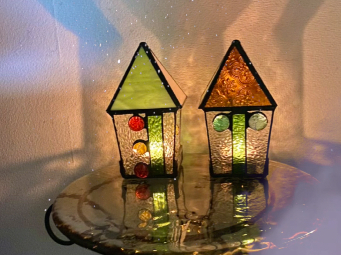 VłB̌nEX̒ɃIWiLh𓔂Ă̓łBAgGōwo܂