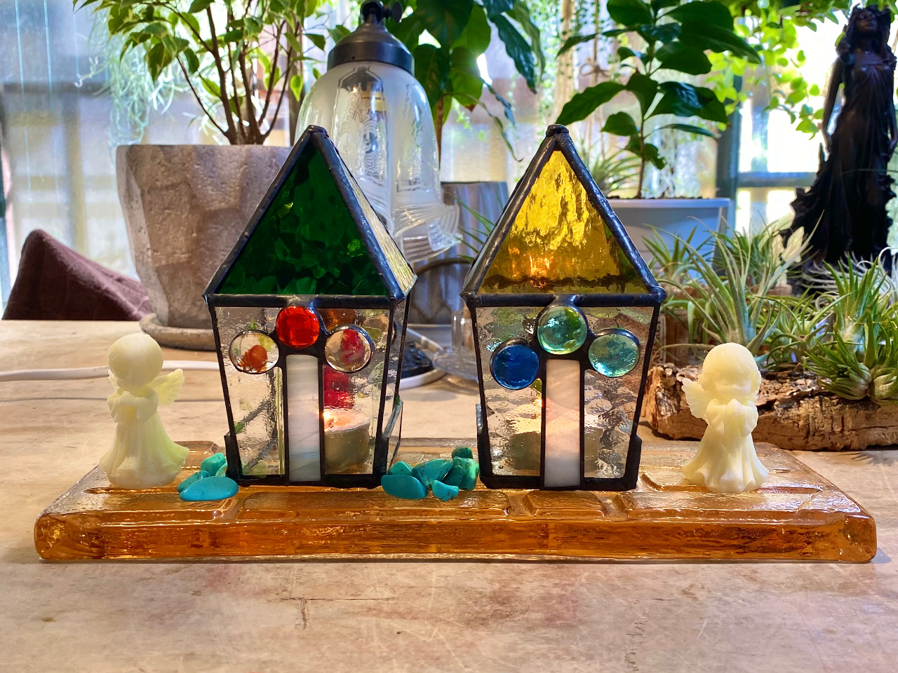 VfUCłB̌nEX̒ɃIWiLh𓔂Ă̓łBAgGōwo܂