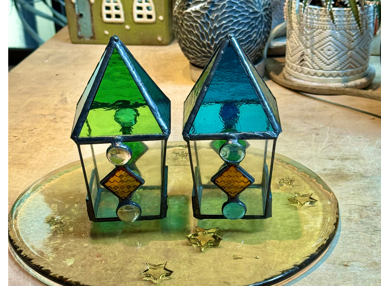 �V��ł��B�̌��n�E�X�̒��ɁA�I���W�i���L�����h���S���肪�ʓr�ɂčw���o���܂��B���́A���k�n�x���K���b�g�ł��B�X�e���h�O���X�̌���ō�7,070�~