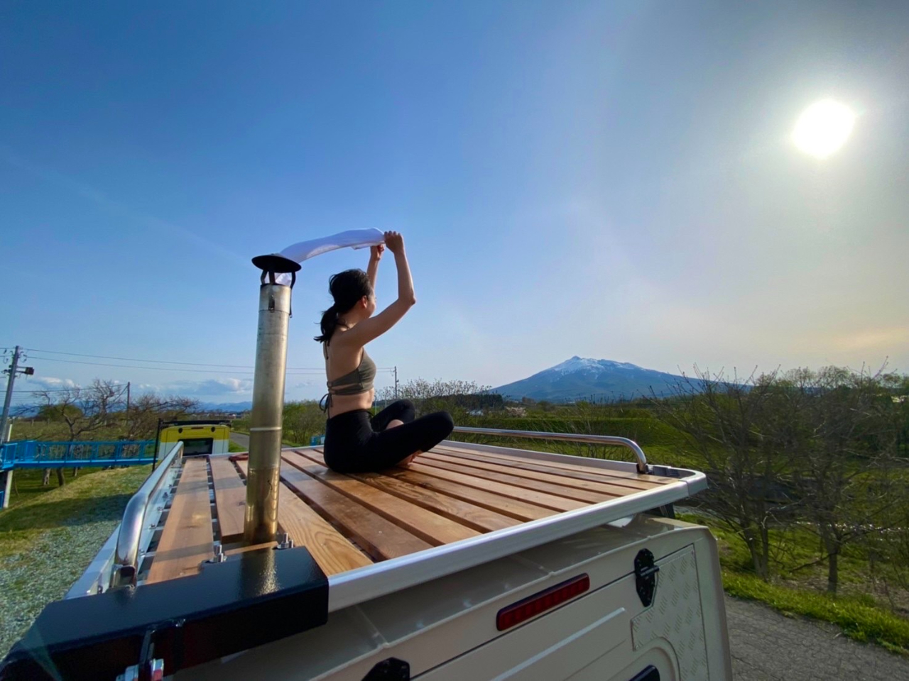 ルーフデッキに上がって外気浴もできます ※写真はイメージです、撮影場所が異なります