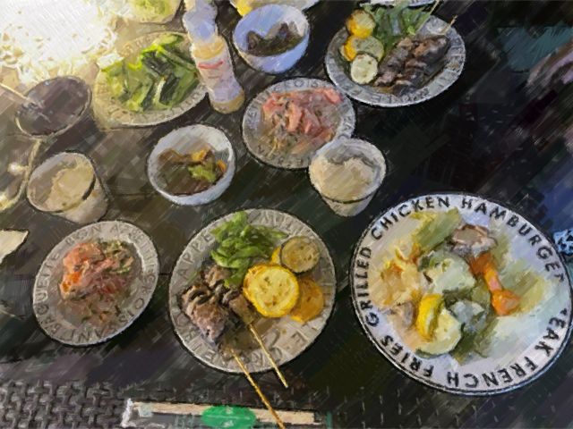 お料理例 チキンと野菜の無水ベイク、トマトツナサラダ、ししとうとさつまいもの甘辛煮、きのこと生姜の炊き込みご飯、ナスと豚肉のトルネード、アイス、コーヒー