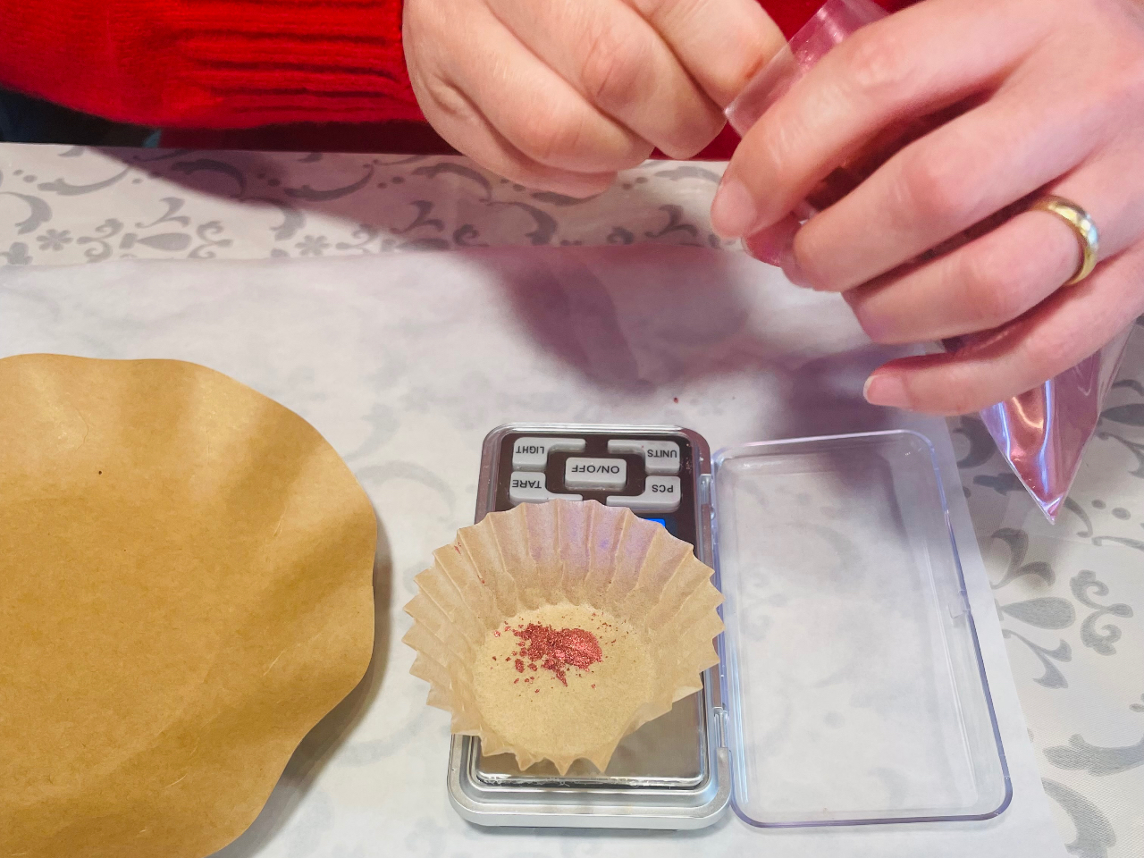 お色を調合していきます