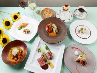 (10,000円コース)オマール海老や長崎和牛など、厳選した食材を使用した上質なディナーコース。