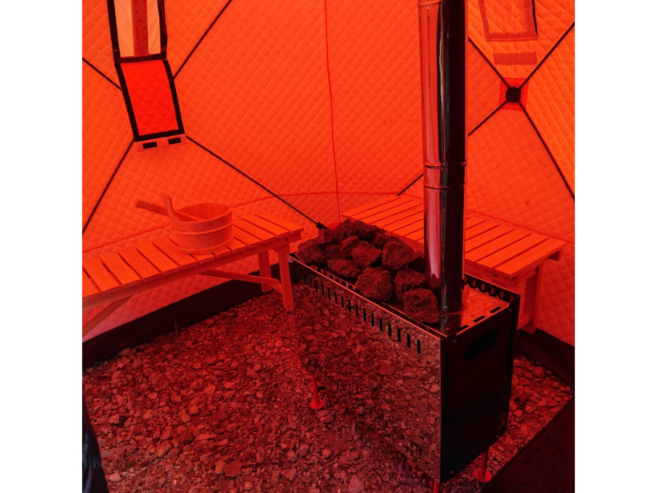 数分で汗だくに…