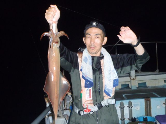 イカメタルにてビッグケンサキイカ