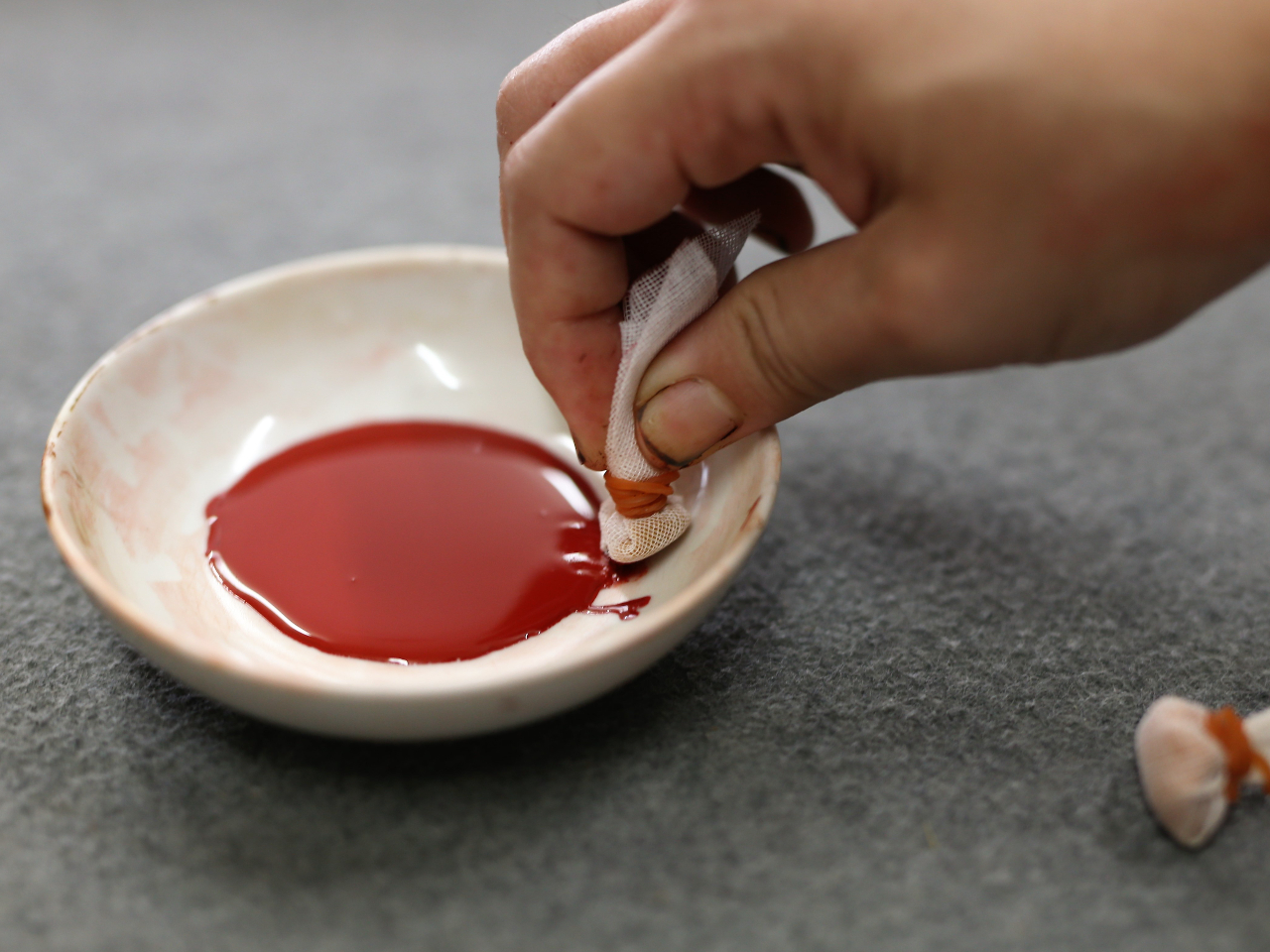 後藤塗(ごとうぬり)の別名は「梧桐塗」です、創始者・後藤太平翁にちなみ「後藤塗」として広く 知られております。