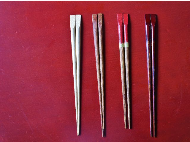 漆塗り体験(後藤塗り・マイ箸)コース ※画像は作品例になります