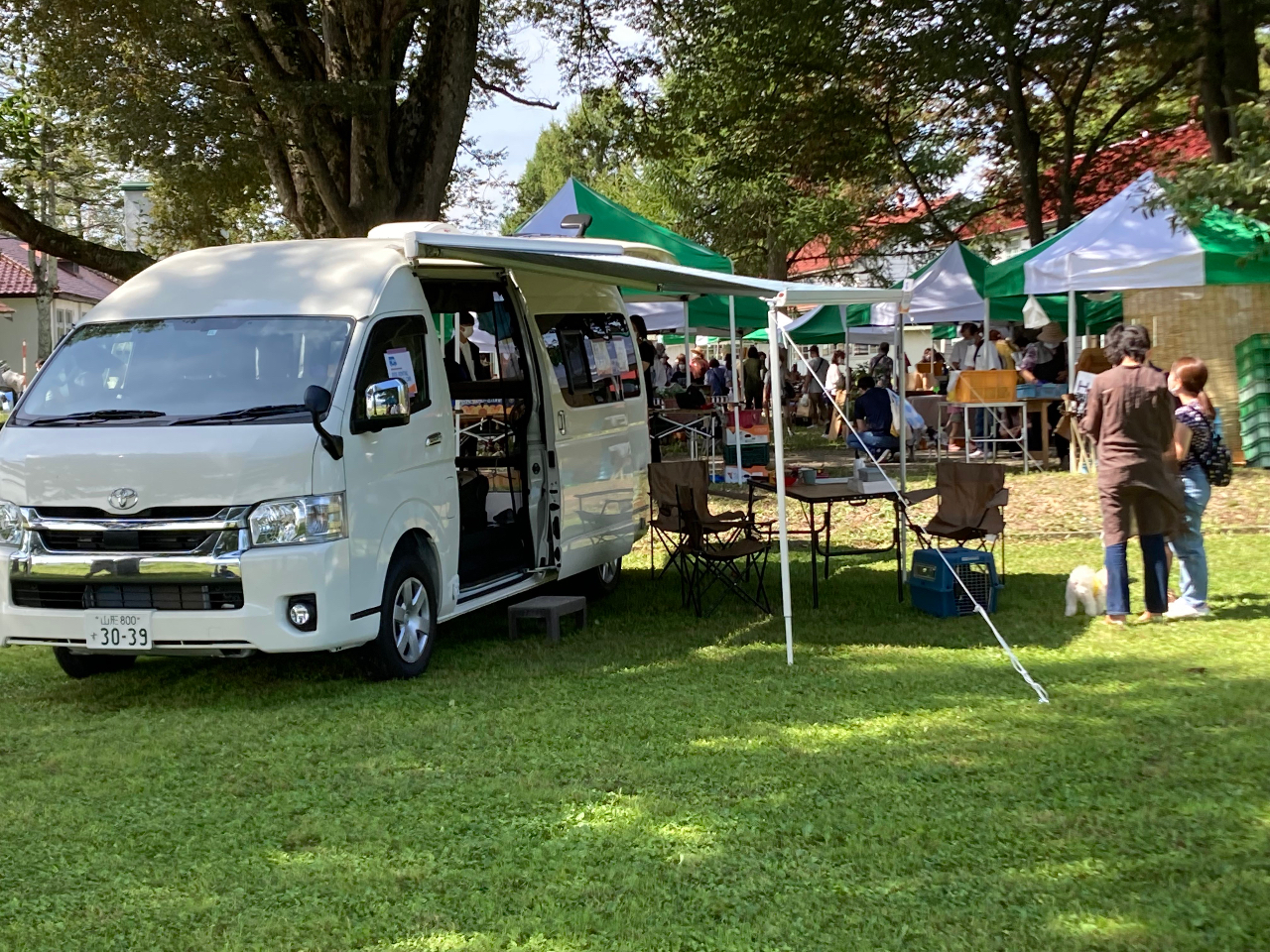 【山形・キャンピングカーレンタル】バンコン(ハイエースベース)4WD 1日レンタ...