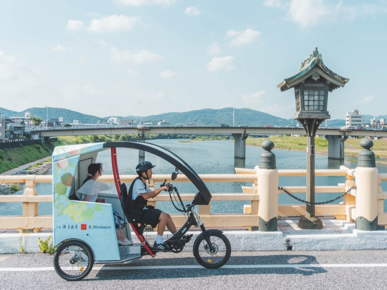 ̂ȂJIȏ蕨ŁA R̕ȂAX̌iς yނƂł܂B