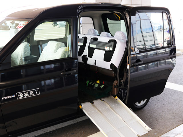 �ԃC�X�ł����S�ł��B �ԃC�X�̂��q�l�������S���������B��p�̎ԗ��������p���������܂��B�ԃC�X���������Ă���܂��B���~����h���C�o�[���T�|�[�g�������܂��B