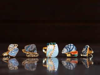 ふたつのカケラを組み合わせた呼び継ぎアクセサリー。少しテクニックは必要ですがチャレンジしてみる価値あり◎