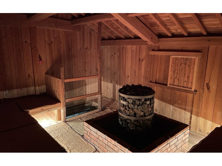 【徳島県神山町×サウナ】\癒しの蔵スモークサウナ体験/サウナファンからご家族、友...