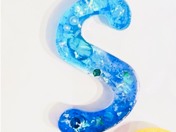 J[ɔZWfGȉẴC[W̃CjV`[B