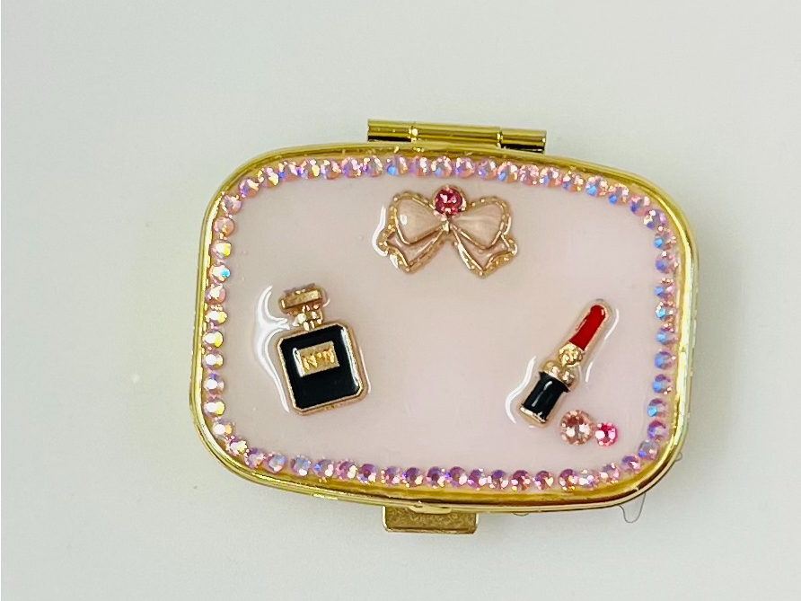 Lxȃp[c炨CɓIŎ̃ANZT[P[XI