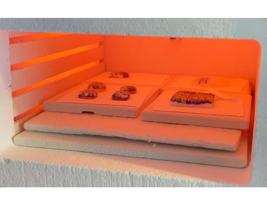 800�x�߂��̉��x�ŏĂ��ł߂܂��B��p��A���������ɂ��͂��������܂��B