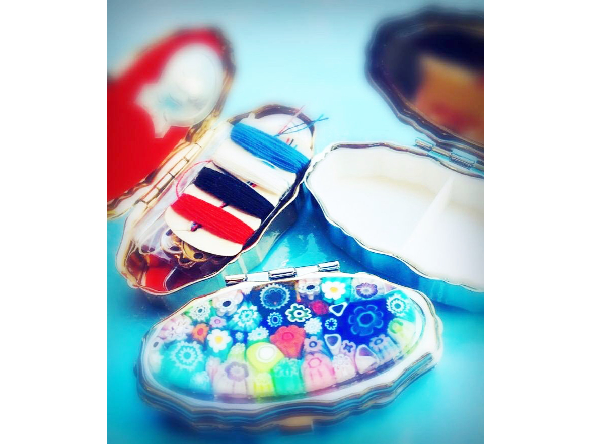 【非売品】リシャールミル　ノベルティグッズ　ベネチアンガラス　こま じゃらんのお得な10日間】＜ガラス体験×博多＞【携帯用アクセサリー