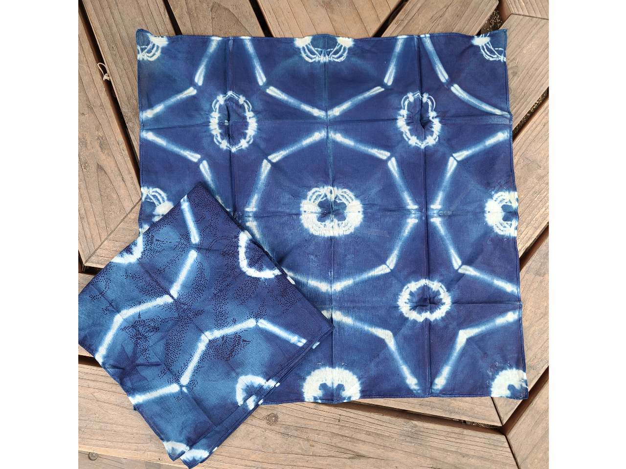 *:._伝統工芸士であり染織作家である講師に学ぶ!藍染体験●ハンカチ作り●_.:...