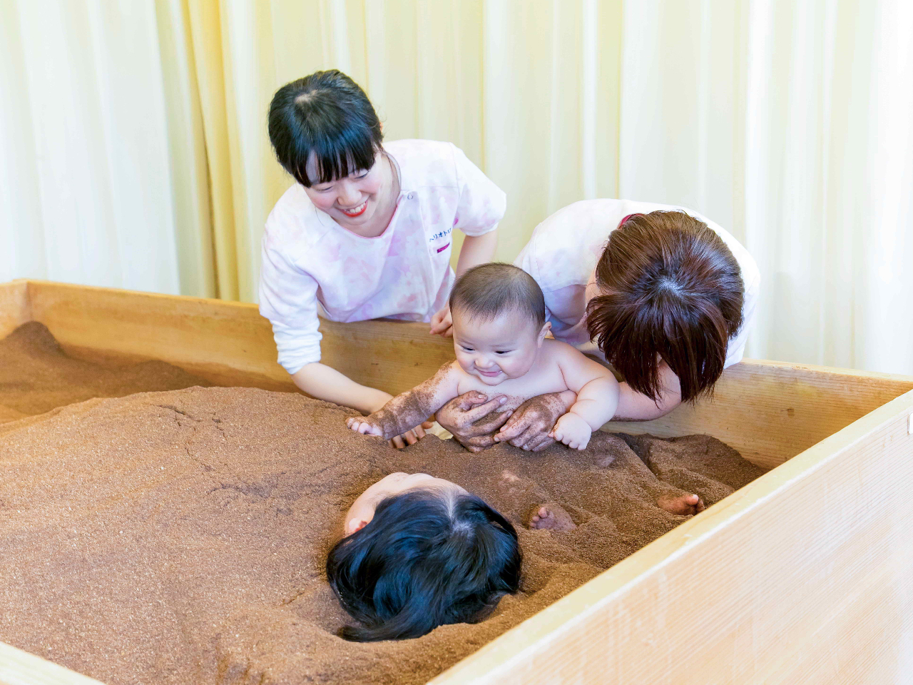 小さなお子様もお入りいただけます。お気軽にご相談ください♪