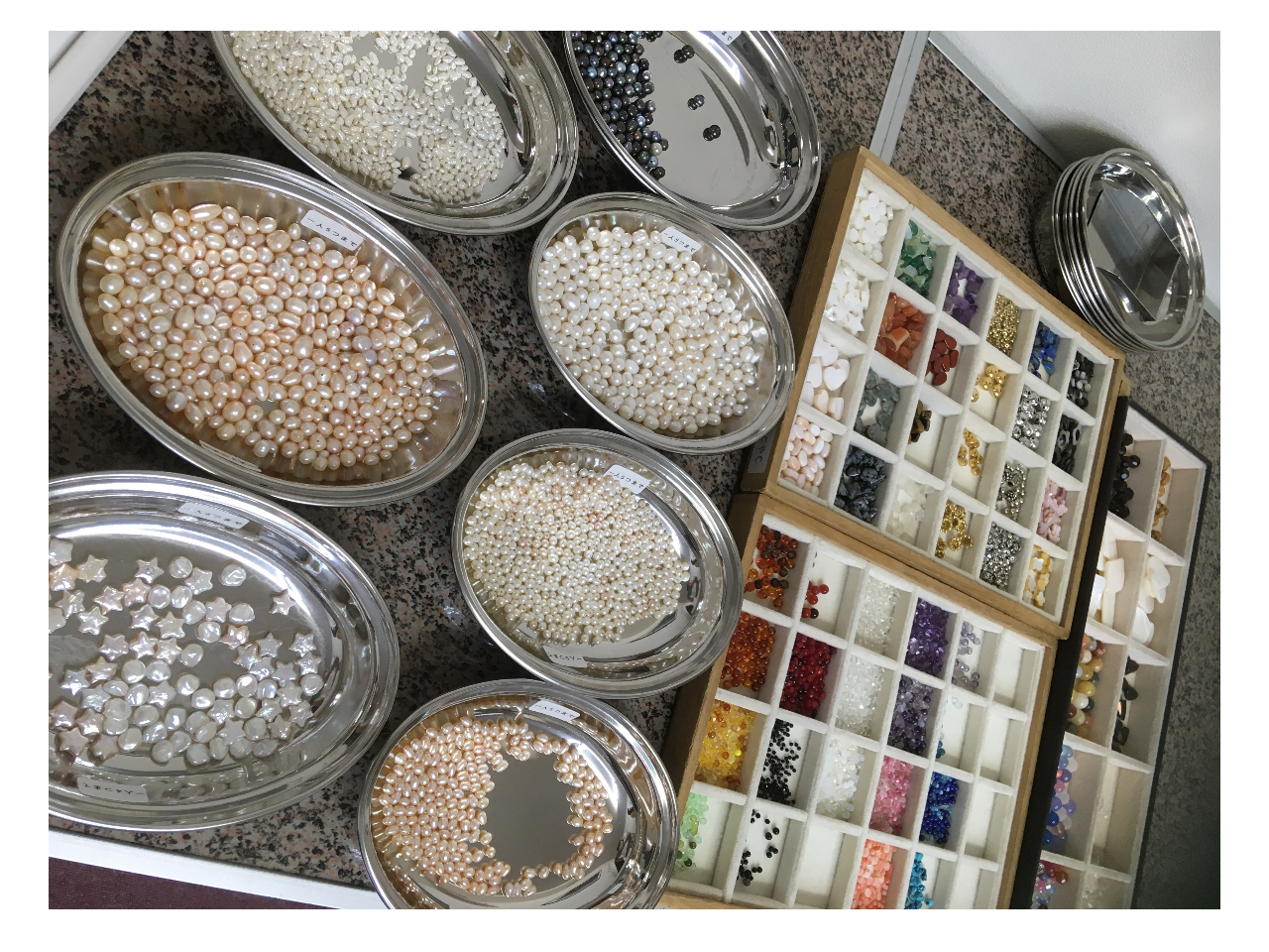 �C���[�W�ɍ����D���ȃp�[���A�V�R�΁A�r�[�Y�Ȃǂ�I��ł��������܂��B