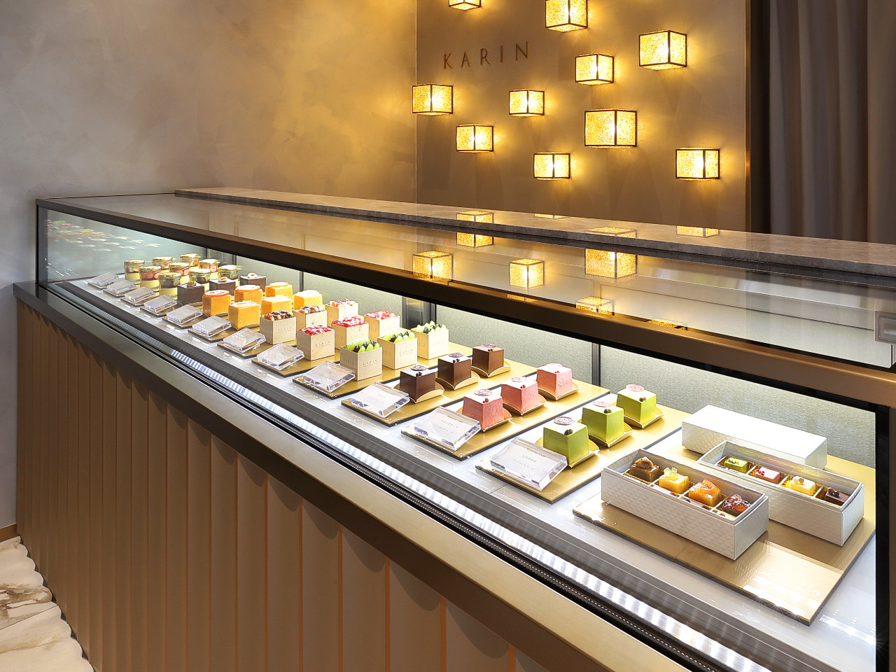 KARIN店内のイメージです♪