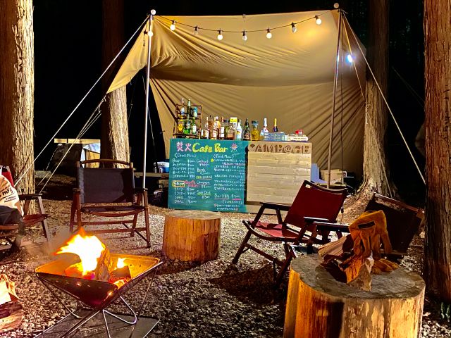 焚き火BAR(お酒やソフト販売)