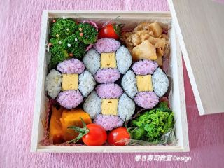 巻き寿司でお花見しましょ