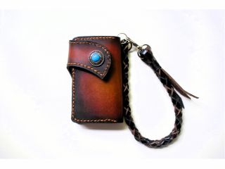 こちらは、オプションの4本編み革製ロープ(4400円)の写真です。革の色は参考色で、何色かあります。現地でお選びください。