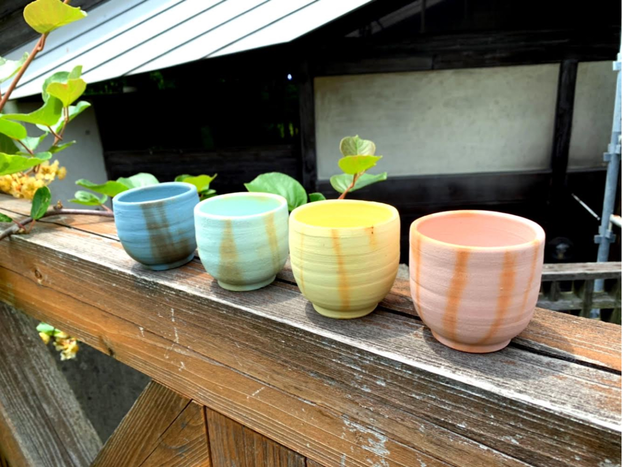 カラフルな「四季彩備前」(商標登録申請中)