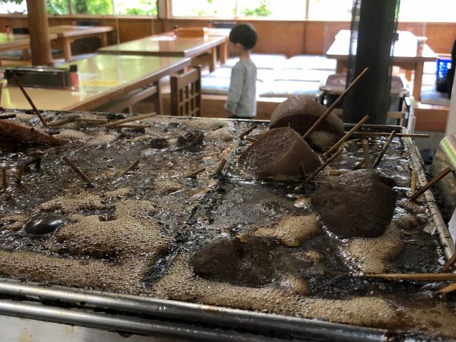 湯元屋のおでん。9種類ございます。